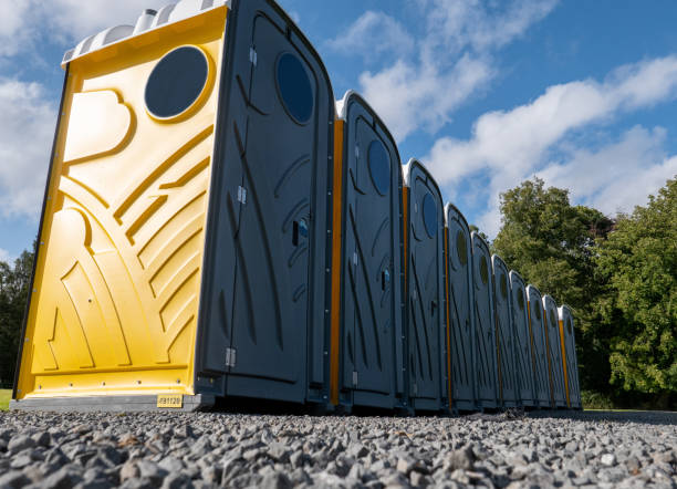 Best Deluxe Portable Toilet Rental  in Tipton, MO